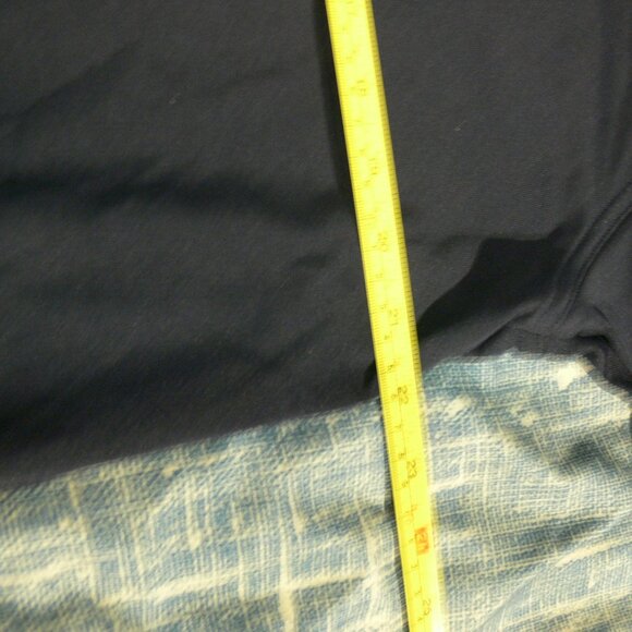 UNDER ARMOUR POLO SHIRTMSHORT SLEEVE LARGE. - Picture 3 of 3